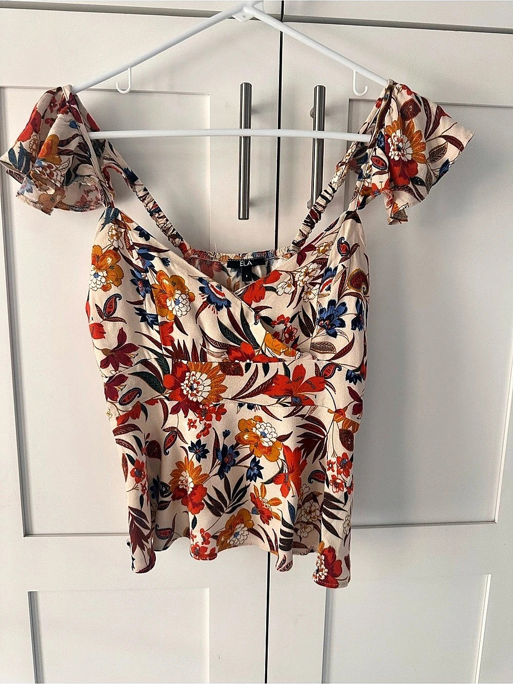 ELA Floral Off-Shoulder Top in Cream & Red Size Small